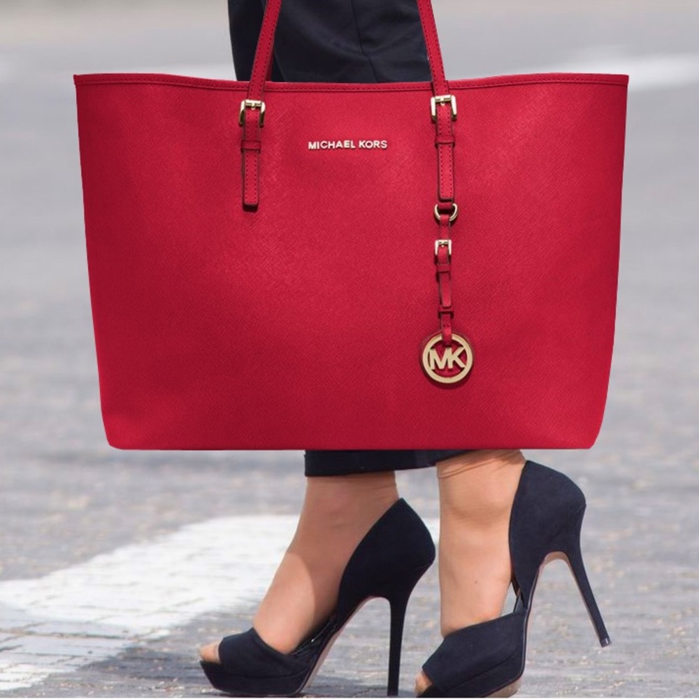 Michael Khors Red Hand-Shoulder Leather Bag/Tote